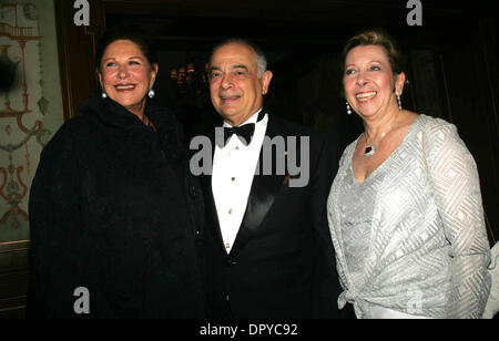 Le 64e congrès annuel de l'Italie Ville du garçon ''Ball de l'année Gala au Pierre Hotel New York 04-03-2009.Photos par Rick Mackler Globe Photos Inc 2009.LAINIE KAZAN.K61494RM (crédit Image : © Rick Mackler/Photos/ZUMAPRESS.com) Globe Banque D'Images