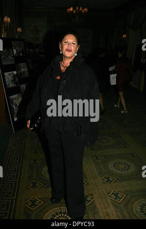 Le 64e congrès annuel de l'Italie Ville du garçon ''Ball de l'année Gala au Pierre Hotel New York 04-03-2009.Photos par Rick Mackler Globe Photos Inc 2009.LAINIE KAZAN.K61494RM (crédit Image : © Rick Mackler/Photos/ZUMAPRESS.com) Globe Banque D'Images