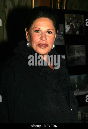 Le 64e congrès annuel de l'Italie Ville du garçon ''Ball de l'année Gala au Pierre Hotel New York 04-03-2009.Photos par Rick Mackler Globe Photos Inc 2009.LAINIE KAZAN.K61494RM (crédit Image : © Rick Mackler/Photos/ZUMAPRESS.com) Globe Banque D'Images