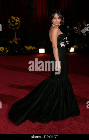 Feb 22, 2009 - Hollywood, Californie, USA - actrice Vanessa Hudgens arrivant à la 81e Academy Awards annuel tenu à le Kodak Theatre à Hollywood. (Crédit Image : © Lisa O'Connor/ZUMA Press) Banque D'Images