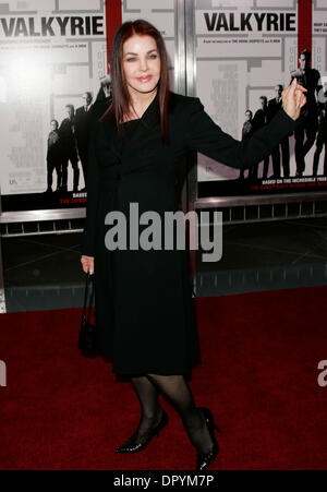 Dec 18, 2008 - Los Angeles, Californie, USA - Actrice PRISCILLA PRESLEY arrivant à 'Valkyrie' Los Angeles Premiere tenue à la director's Guild of America. (Crédit Image : © Lisa O'Connor/ZUMA Press) Banque D'Images