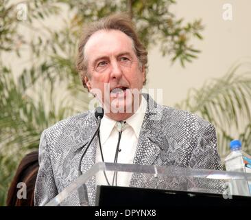Apr 14, 2009 - Hollywood, Californie, USA - Eric Idle Acteur célèbre George Harrison honoré à titre posthume avec étoile sur Walk of Fame à Hollywood. (Crédit Image : Â© Lisa O'Connor/ZUMA Press) Banque D'Images