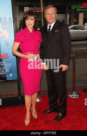 Apr 27, 2009 - Hollywood, Californie, USA - Actrice ANNE ARCHER arrivant à les fantômes d'Amies passé' Première mondiale tenue au Grauman's Chinese Theatre. (Crédit Image : © Lisa O'Connor/ZUMA Press) Banque D'Images