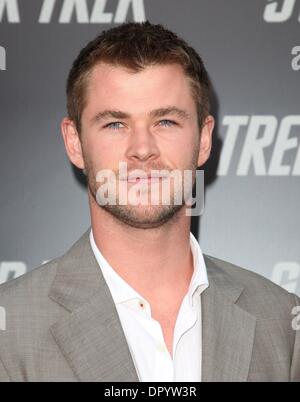 Apr 30, 2009 - Hollywood, Californie, USA - l'acteur Chris HEMSWORTH arrivant à la 'Star Trek' Los Angeles Premiere tenue au Grauman's Chinese Theatre. (Crédit Image : Â© Lisa O'Connor/ZUMA Press) Banque D'Images