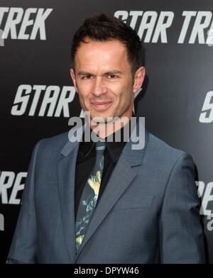 Apr 30, 2009 - Hollywood, Californie, USA - Acteur GREG ELLIS arrivant à la 'Star Trek' Los Angeles Premiere tenue au Grauman's Chinese Theatre. (Crédit Image : Â© Lisa O'Connor/ZUMA Press) Banque D'Images