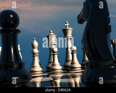 Conseil d'échecs : avant la bataille. Rangée de chiffres blancs vu à travers noirs. Banque D'Images