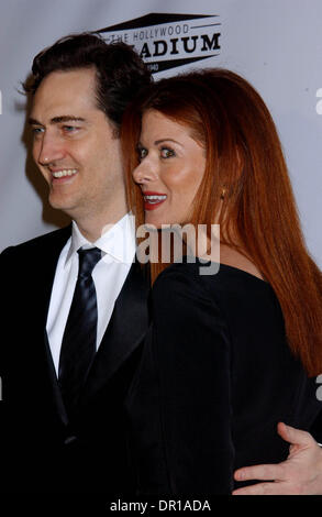 J14112PR.Debra Messing & MARI DANIEL ZELMAN ASSISTER LES PRODUCTEURS.GUILD AWARDS AU PALLADIUM EN HOLLYWOODD ..HOLLYWOOD,CA EN JANVIER 2009 . .PHOTO PAR PHIL ROACH-IPOL-GLOBE PHOTOS, INC. Â© 2009 (Crédit Image : © Phil Roach/Photos/ZUMAPRESS.com) Globe Banque D'Images