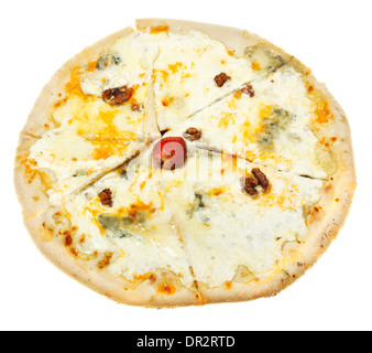 Vue du dessus de l'italien pizza quatro formaggi (quatre fromages) isolé sur fond blanc Banque D'Images