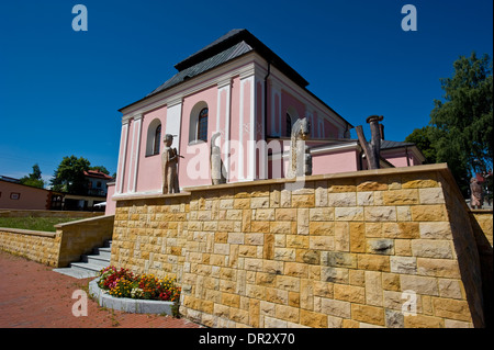 L'ancienne synagogue à Szczebrzeszyn, voïvodie de Lublin, SE la Pologne. Actuellement une galerie d'art et un centre communautaire. Banque D'Images