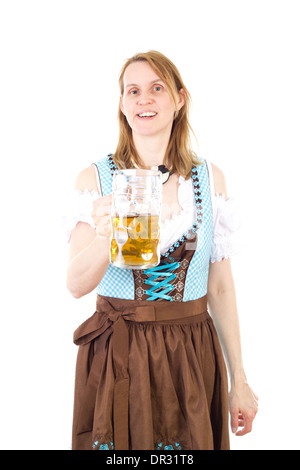 Belle femme portant des dirndl et holding beer verrerie Banque D'Images