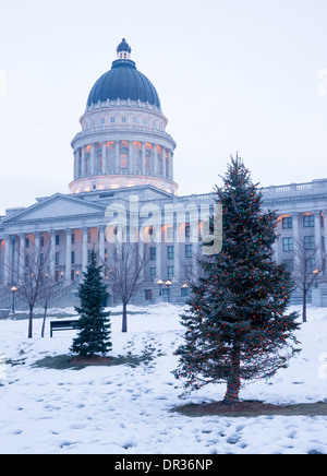 Le sol gelé à l'extérieur du siège du gouvernement de l'Utah Banque D'Images