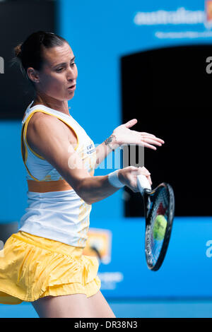 Melbourne, Victoria, Australie. 19 Jan, 2014. 19 janvier 2014 : 28e seed Flavia PENNETTA (ITA) en action dans un 4ème match contre 9ème Angelique KERBER de semences (GER) au jour 7 de l'Australian Open 2014 Tournoi de tennis du grand chelem à Melbourne Park, Melbourne, Australie. Bas Sydney/Cal Sport Media/Alamy Live News Banque D'Images