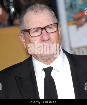 Los Angeles, CA, USA. 18 janvier, 2014. Ed O'Neill à arrivés pour la 20e Conférence annuelle des Screen Actors Guild Awards (affaissements) - 2 des arrivées, le Shrine Auditorium, Los Angeles, CA, 18 janvier 2014. Credit : Elizabeth Goodenough/Everett Collection/Alamy Live News Banque D'Images