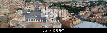 Panorama de Rome à partir de la basilique Saint Pierre, Rome, Italie Banque D'Images