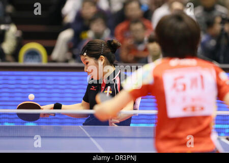 Tokyo Metropolitan Gymnasium, Tokyo, Japon. 19 Jan, 2014. Kasumi Ishikawa, 19 janvier 2014 - Tennis de Table : Tous les championnats du Japon Tennis de table féminin finale à Tokyo Metropolitan Gymnasium, Tokyo, Japon. Credit : Yusuke Nakanishi/AFLO SPORT/Alamy Live News Banque D'Images