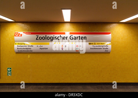 Utilisation éditoriale [seulement] U-Bahn station signe de Zoologischer Garten, Berlin, Allemagne Banque D'Images