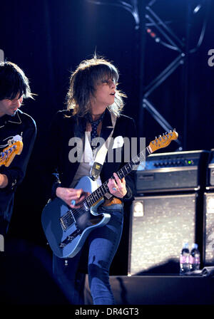 27 févr. 2009 - Dallas, Texas, USA - Le chanteur du groupe The Pretenders Chrissie Hynde réalise à l'appui de leur libération de la 'briser le béton' CD à une foule à la House of Blues. (Crédit Image : © Albert Pena/Southcreek IME/ZUMA Press) Banque D'Images