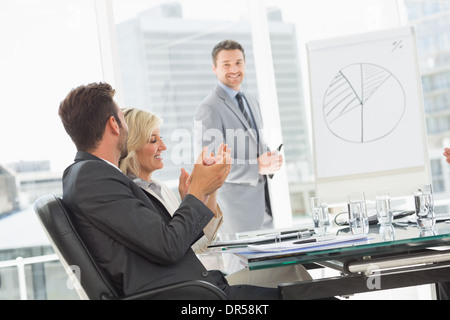 Business people in office at presentation Banque D'Images