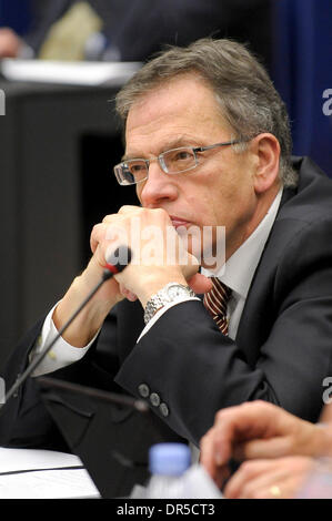 Jan 13, 2009 - Strasbourg, France - sous-polonais Dariusz ROSATI au cours de réunion du Comité des affaires étrangères sur la crise du gaz au Parlement européen (PE). (Crédit Image : © Wiktor Dabkowski/ZUMA Press) Banque D'Images