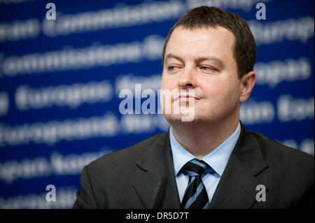 Feb 09, 2009 - Bruxelles, Belgique - Le Vice-Premier ministre serbe et ministre de l'intérieur, Ivica Dacic tient une conférence de presse au siège de la Commission européenne à Bruxelles, Belgique, le lundi 9 février 2009. (Crédit Image : © Wiktor Dabkowski/ZUMA Press) Banque D'Images