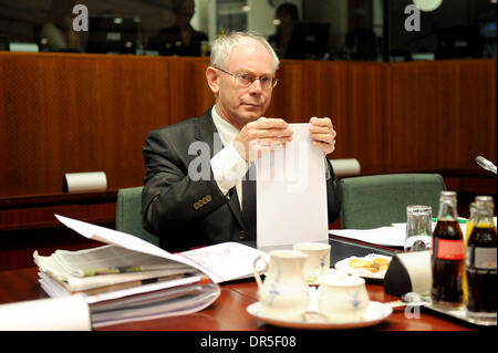 Mar 20, 2009 - Bruxelles, Belgique - Le Premier ministre belge Herman VAN ROMPUY avant la deuxième journée des chefs d'Etat lors du sommet, au siège de l'Union européenne. (Crédit Image : © Wiktor Dabkowski/ZUMA Press) Banque D'Images