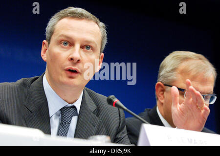 Dec 19, 2008 - Bruxelles, Belgique - Le secrétaire d'Etat français chargé des Affaires européennes, BRUNO LE MAIRE lors de la conférences d'adhésion avec la Croatie et la Turquie au niveau ministériel au siège du Conseil européen. (Crédit Image : © Wiktor Dabkowski/ZUMA Press) Banque D'Images