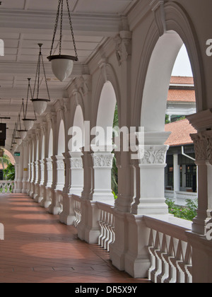 De style colonial célèbre Raffles Hotel Singapore Banque D'Images