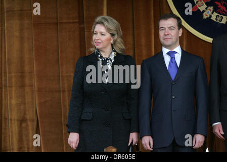 Mar 02, 2009 - Madrid, Espagne - SVETLANA MEDVEDEVA et le président russe Dmitri Medvedev à la zarzuela palace, la résidence officielle du roi et de la Reine d'Espagne. (Crédit Image : © PhotoXpress/ZUMA Press) RESTRICTIONS : * l'Amérique du Nord et du sud de l'homme seulement * Banque D'Images