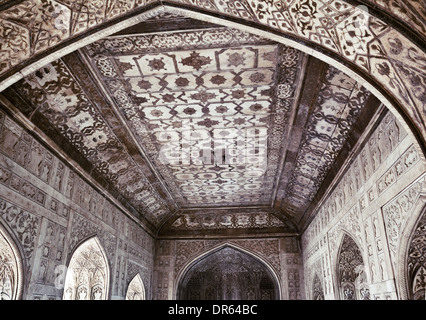 L'intérieur plafond Agra Fort Rouge, Inde Banque D'Images