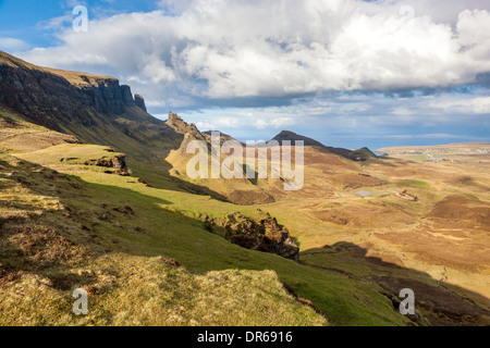 Le Quiraing un glissement sur la face est de Meall na Suiramach. Banque D'Images