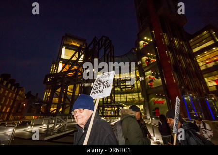 Protestation contre avantages Street UK TV show en dehors de Channel 4 à Londres Banque D'Images