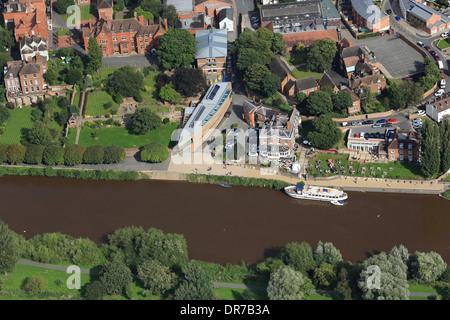 Vue aérienne d'une des rives de la rivière Severn à Worcester Banque D'Images