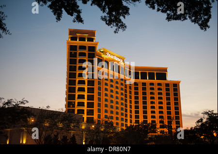 USA Mississippi Biloxi MS Beau Rivage hotel casino resort au crépuscule sur la côte du Golfe Banque D'Images