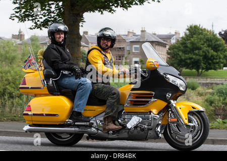 Vélo de moteur couple Banque D'Images