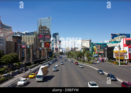 Trafic sur Las Vegas Boulevard Banque D'Images