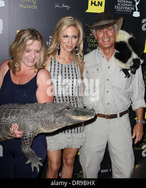 Jack Hanna et Debbie Gibson. 23 juin 2012, Beverly Hills, Californie ...