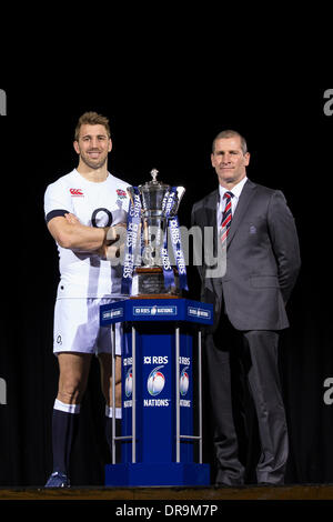 Londres, Royaume-Uni. 22 janvier, 2014. Le Capitaine Chris ROBSHAW l'Angleterre avec l'entraîneur Stuart Lancaster pendant la RBS Six Nations media lancer depuis le Club de Hurlingham. Credit : Action Plus Sport/Alamy Live News Banque D'Images