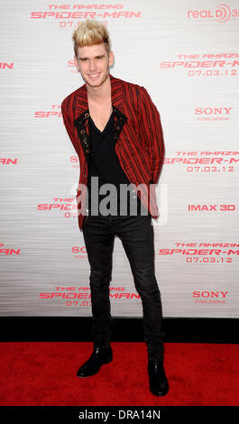 Colton Dixon (American Idol runner up) Los Angeles premiere de 'The Amazing Spider-Man' qui s'est tenue au Regency Village Theatre - Arrivals Westwood, Californie - 31.03.2003 Banque D'Images