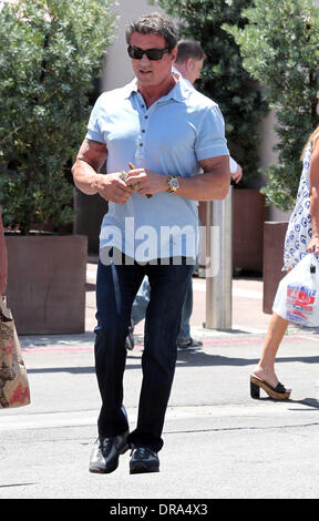 Sylvester Stallone quitte Caffe Roma à Beverly Hills, Los Angeles, Californie - 30.06.12 Banque D'Images