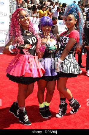 L'OMG Girlz 2012 BET Awards Au Shrine Auditorium - Arrivées Los Angeles, Californie - 01.07.12 Banque D'Images