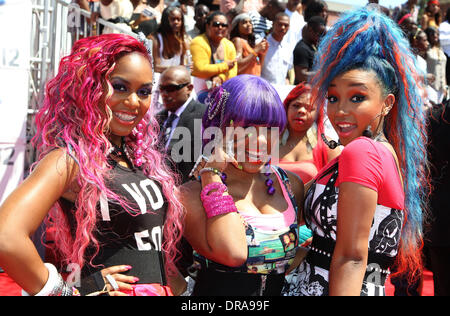 L'OMG Girlz 2012 BET Awards Au Shrine Auditorium - Arrivées Los Angeles, Californie - 01.07.12 Banque D'Images