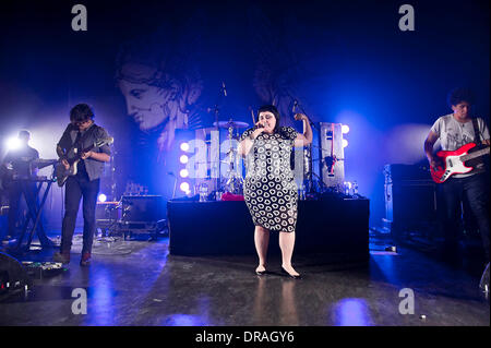 Beth Ditto de Gossip en live au Shepherds Bush Empire de Londres, Angleterre - 05.07.12 Banque D'Images