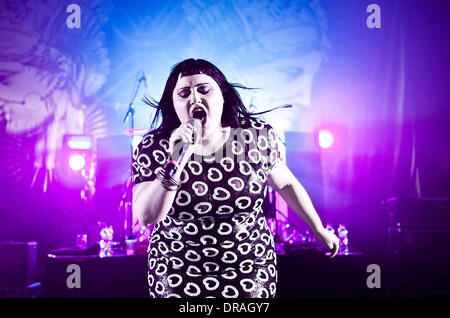 Beth Ditto de Gossip en live au Shepherds Bush Empire de Londres, Angleterre - 05.07.12 Où : London, Royaume-Uni Quand : 05 Jul 2012 Banque D'Images