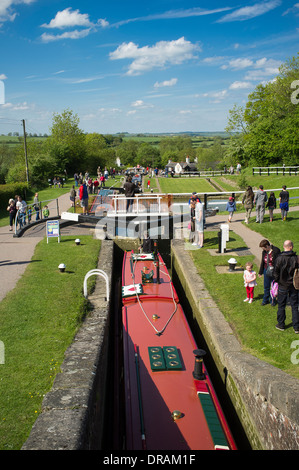 Les personnes qui désirent visiter Foxton Locks, Leicestershire en Angleterre sur un jour d'été. Banque D'Images