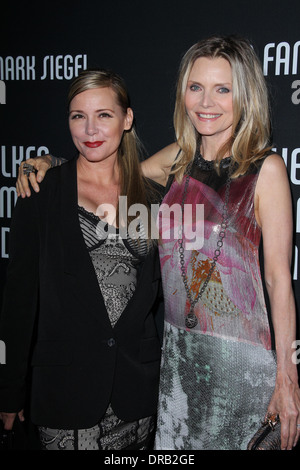 Dedee Pfeiffer, Michelle Pfeiffer à la 8e partie Rose, Hangar 8, Santa Monica, CA 10-27-12 Banque D'Images