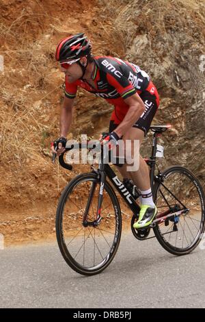 L'Australie du Sud. 23 Jan, 2014. Vainqueur de l'étape Caddel Evans (BMC Racing) remporte également le Roi de la montagne sur la route tire-bouchon dans l'étape 3 du Santos Tour Down Under 2014 de Norwood à Campbelltown, Sud de l'Australie le 23 janvier 2014 Crédit : Peter Mundy/Alamy Live News Banque D'Images