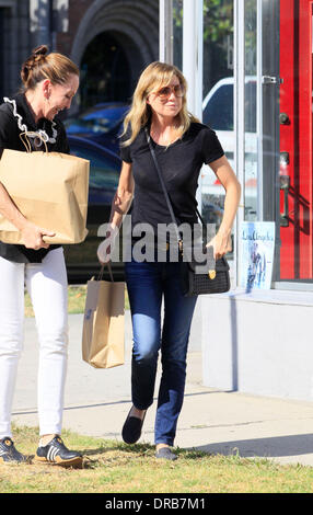 Ellen Pompeo shopping sur Beverly Blvd Los Angeles, Californie - 06.07.12 Banque D'Images