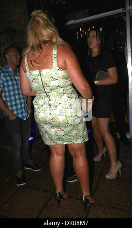 Gemma Collins à partir de 'le seul moyen est l'Essex' faces extérieures discothèque Essex, Angleterre - 07.07.12 Banque D'Images