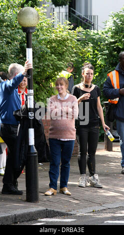 Rachel McAdams sur le tournage de 'Temps', sur place, à Londres. Rachel McAdams joue Marie enceinte et Donald Mormaer Gleeson est moulé comme à celle de Tim dans le nouveau film de Richard Curtis. Londres, Angleterre - 08.07.12 Banque D'Images