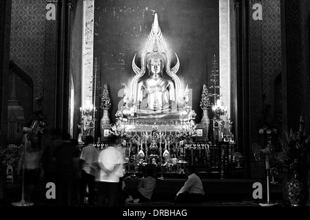 Golden Buddha, Wat Benchamabophit, Temple de marbre, Bangkok, Thaïlande, 1971 Banque D'Images